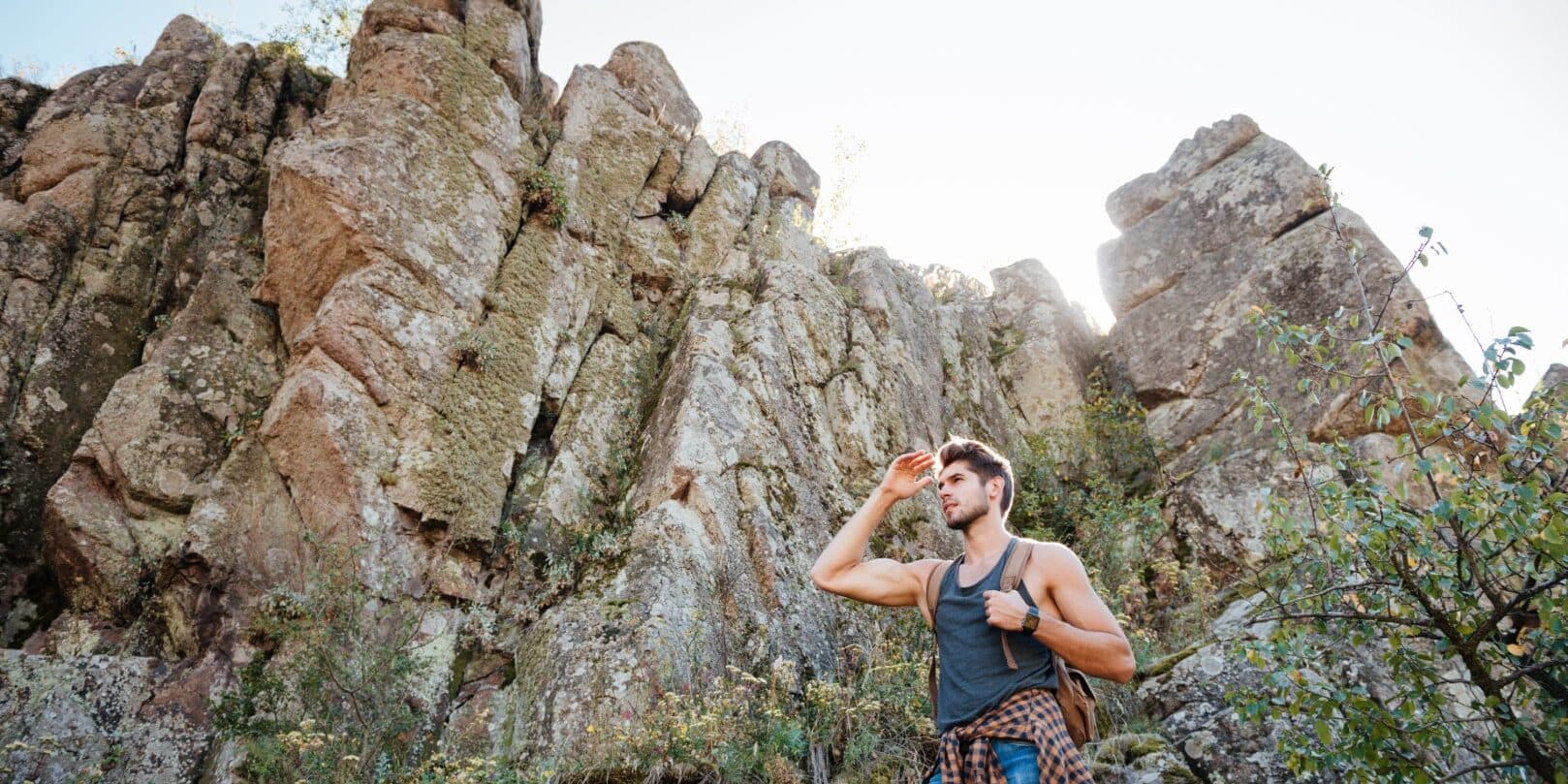 Exploring Cannabis and Hiking: Tips for a Nature-Focused Experience Exploring Cannabis and Hiking: Tips for a Nature-Focused Experience